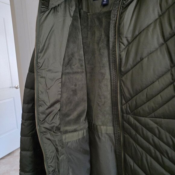 Women's Lands End Winter Puffer Coat size XL (18) - Picture 3 of 5